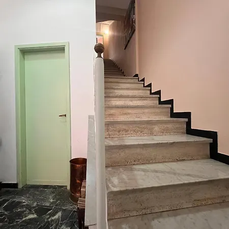 Vico Olmo 11 Very Central * راباللو